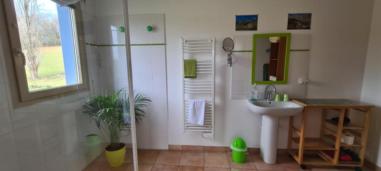 Chambres D'Hotes Relais Milord Estialescq Esterno foto